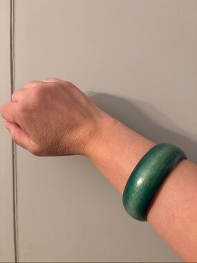 Vintage Green Chunky wooden Bangle Bracelet